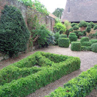 Sue Place - Eastcote House Gardens