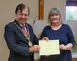 Award Gold Diploma for highest points in horticulture to FEHG